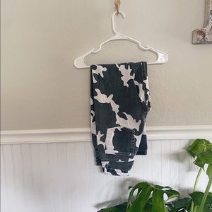 Black and White Print Highwaisted Pants